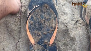 CUM SAND & FLIP FLOPS - PUBLIC NUDIST BEACH - CUM FEET SOCKS SERIES - MANLYFOOT 💦 🩴 - EPISODE 2