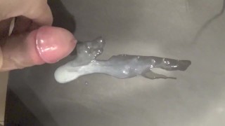 新人教育で疲れが溜まったため、一人気持ちよくクイック射精でリフレッシュする変態君。