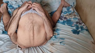 On the weekends I like to stay in bed longer