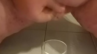 Task for fitsole Chubby clit play and cum in glass