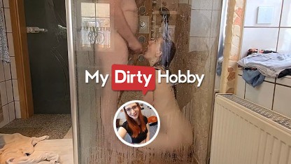 MyDirtyHobby - Redhead FinaFoxy's Stepdad Is In A Rush So He Steps In The Shower With Her Naked