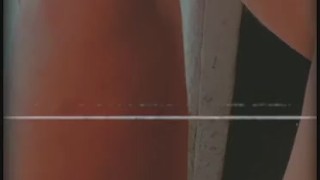 Footjob - Je m'occupes de ta queue avec mes pieds