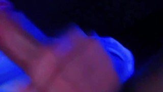 Me la jalo hasta correrme