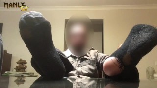 THE DIRTY THE ROTTEN THE WORN OUT SOCKS - SO SMELLY THEY REEK - MANLYFOOT - 👃 🧦 🦶