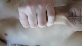 Early morning cumshot on myself