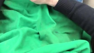 Jacking in car with huge cumshot