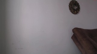 LOOK HOW I MASTURBATE