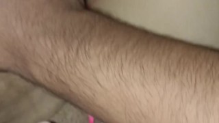 Sexo anal con mi hermanastra embarazada  mamá no está en casa (Sexo Casero) (Anal) (hermanastra)