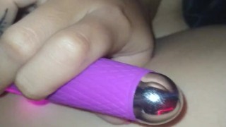 Mi hermanastra saca su leche cuando madrastra va de compras (Amateur) (Casero) (Hermanastra) (En Esp