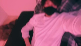 ちょっとだけ顔出ししてちんちんをお触りする動画　Animation to show a little bit of face and touch a cock.