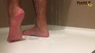 HOPE THEY TEMPT YOU - DO YOU LIKE TO PEE IN THE SHOWER? - JUST ASKING 😅 - MANLYFOOT - 👣 🚿