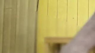 【個人撮影・オナニー】オナニー　デカチン　変態素人　手コキ　日本人】