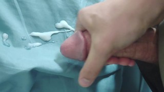 Pillow Cumshot 