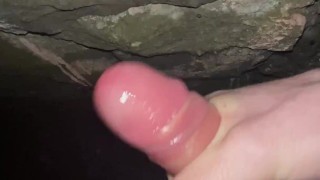 DadzBoi Jerking Off Outdoors in Park Cumshot