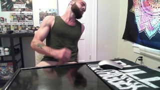 vigorous jerk sesh turns into satisfying cumshot