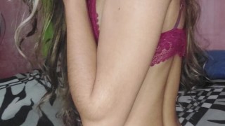 Jugando con mi plug anal