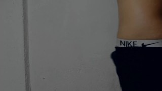 El gran pene de un chico Blanco