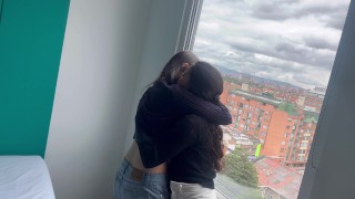 A mi compañera le gusta follar en público #1