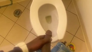SO A CO WORKER WANTED A GLORYHOLE SCENE VIDEO TODAY AND PAID ME 50$ dollar content tip $ BBC MEAT 