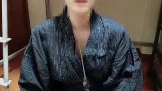 浴衣イケメン日本人がオナ禁後の連続オナニーで大量射精！048