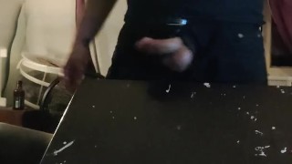 Cute Skull t-shirt/cumming on a black board