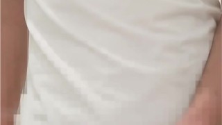 お昼のひととき（至近距離で射精）