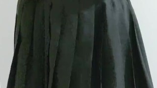 How Crossdresser wear Sailor Fuku (Japanese Uniform) and put on a sanitary towel 偽娘 女子セーラー服 生理用ナプキン