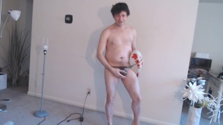 Matissio AKA Maolo Here's A Football Jerk & Pose with It!