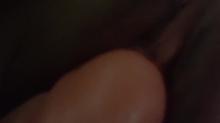 Buceta molhada safadinha.