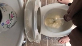 floppy dick long pee