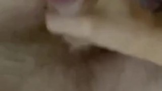 Актив обильно кончает от дрочки пассива🍆