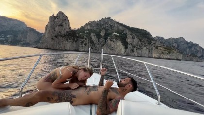 Sammmnextdoor - Date Night #08 - Fucking the Captain on My Boat Tour to  Capri While the Crew Watches - Free Porn Videos - YouPorn