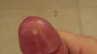 Corrida de cerca usando anillo vibrador de pene al aire libre