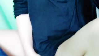 素人/個人撮影　眼鏡の彼は、包茎のちんちんを弄びます