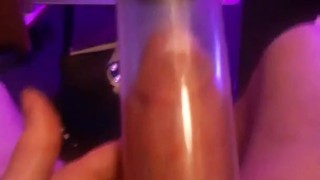 pumping dick watching pornhub loud