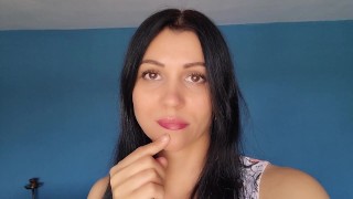 Я трахну твой рот своим большим клитором
