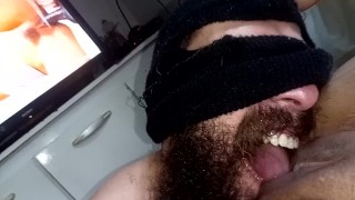I want to ejaculate with that tongue mistreating me hard,watching the cow receive sperm in the pussy