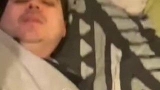 Mi novio no espero que me quitara la ropa y me folla asi