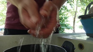 washing dishes with pee