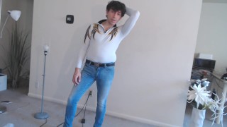 Rock N Roll Bodybuilder Maudau79 Poses in Full Clothes!