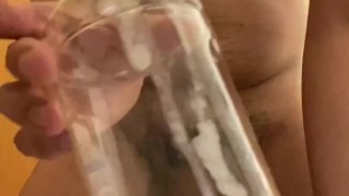 日本人大学生が全裸でオナニー最後はペットボトルに中出し