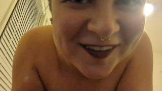 Dominant girlfriend up for a quickie