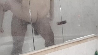 Amateur teen gets fucked in the bathtub standing and loaded by stranger / Eating and pounding pussy