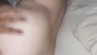 anda muy caliente mientras me penetra una y otra vez 