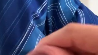 Masturbada solo en casa