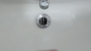 En el baño del hostal