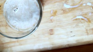 Curvy MILF wants coffee and orgasm! Real oral sex and fingering.