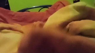 Me vengo rápido pensando en ti