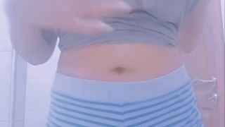 اححح سخنت بزااف بوحدي بغيت لي يحويني و يرضعو ليا يرضع ليا بزازلي please Fack me