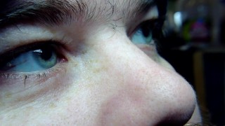 New close-up with a new camera